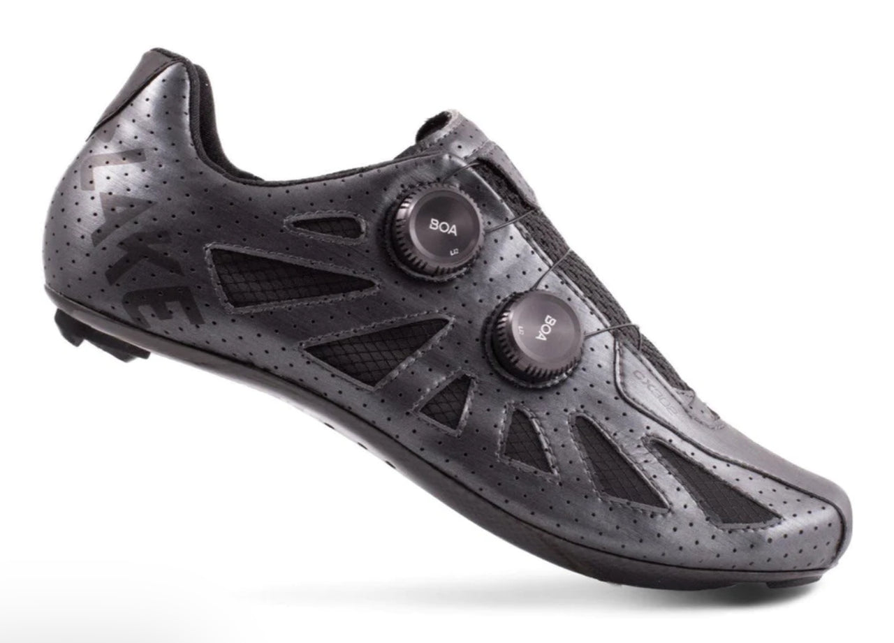 LAKE CX302 - 超輕量競賽鞋款 (黑色/金屬旋鈕)